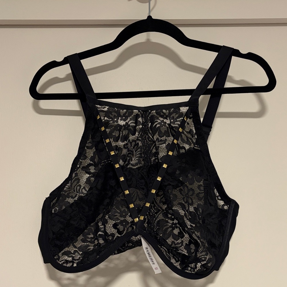 Adore Me Elegant Black Lace Bralette